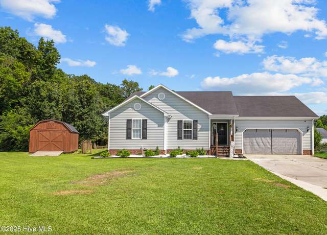 Property at 402 Kant Pl, Jacksonville, NC 28540, 3 beds, 2 baths