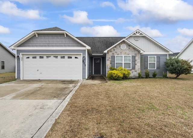 Property at 511 New Hanover Trl, Jacksonville, NC 28546, 3 beds, 2 baths