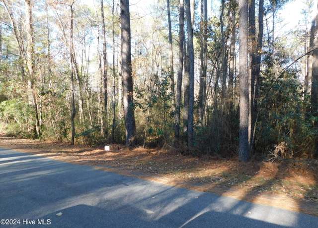 Property at 42 Fox Ln, Wagram, NC 28396