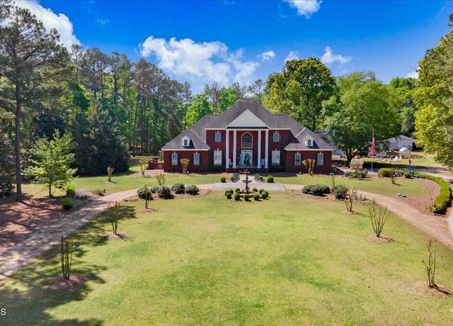 Property at 342 Shirley Plantation Dr, Snow Hill, NC 28580, 5 beds, 4 baths