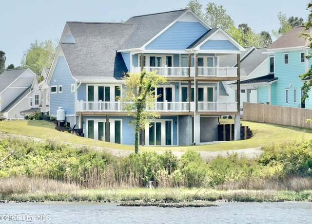 Property at 13 E Cannon Cv, Hampstead, NC 28443, 5 beds, 5.5 baths