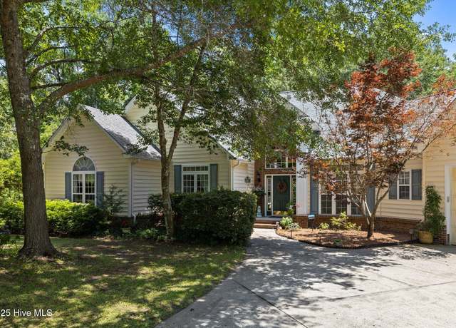 Property at 250 White Oak Bluff Rd, Stella, NC 28582, 3 beds, 2.5 baths