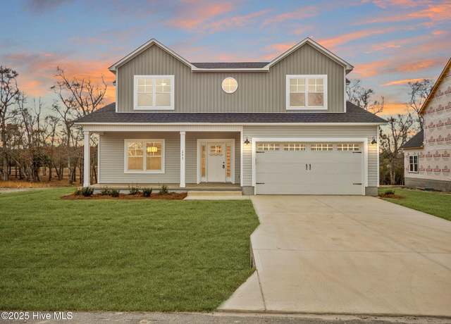 Property at 293 E Ivybridge Dr, Hubert, NC 28539, 4 beds, 3.5 baths