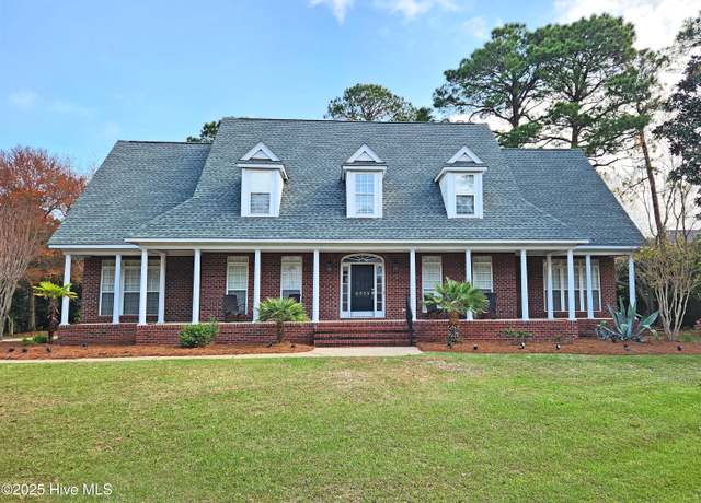 Property at 4305 Lawther Ct, Wilmington, NC 28412, 4 beds, 3.5 baths