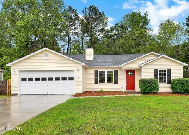 Property at 147 Wheaton Dr, Richlands, NC 28574, 3 beds, 2 baths