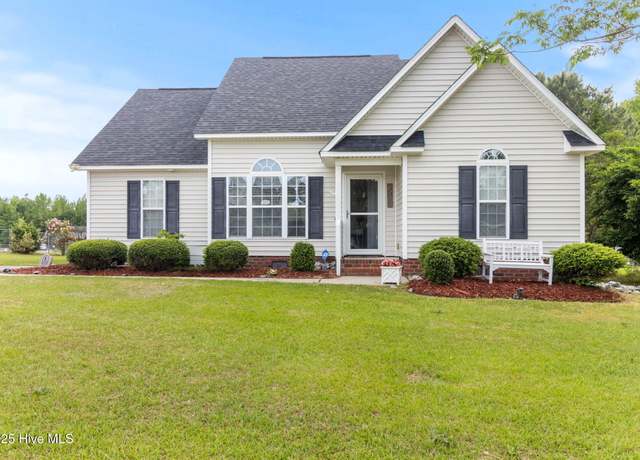 Property at 2213 Pintail Ct, Greenville, NC 27834, 3 beds, 2 baths