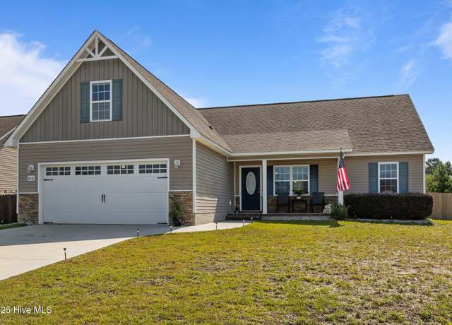 Property at 616 Parsley Dr, Hubert, NC 28539, 3 beds, 2 baths