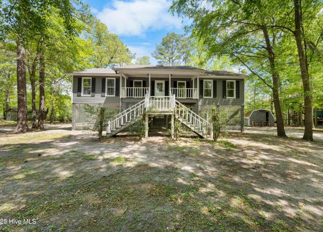 Property at 1379 River Bend Dr, Burgaw, NC 28425, 3 beds, 2 baths