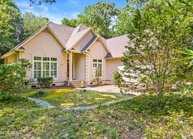 Property at 6604 Cove Point Dr, Wilmington, NC 28409, 3 beds, 2.5 baths