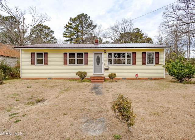 Property at 805 Wilson St, Plymouth, NC 27962, 3 beds, 2 baths