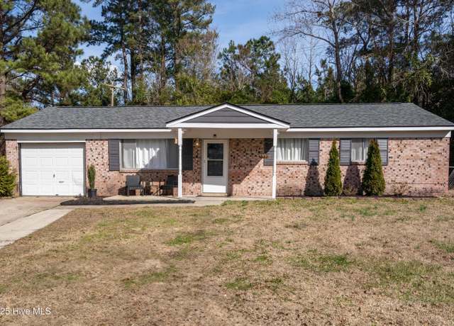 Property at 105 Ivey Ct, Jacksonville, NC 28540, 3 beds, 2 baths