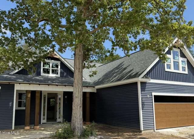 Property at 664 Squirrel Run SW, Supply, NC 28462, 4 beds, 2.5 baths