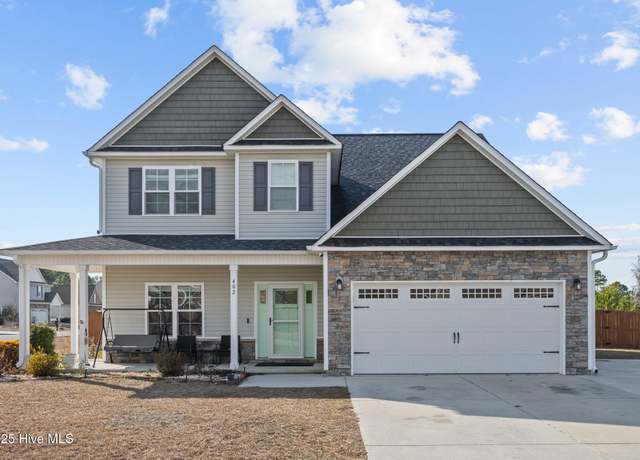 Property at 402 Kinroff Dr, Hubert, NC 28539, 3 beds, 2.5 baths