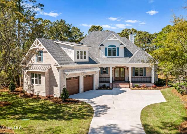 Property at 475 Carlton Ct SW, Ocean Isle Beach, NC 28469, 4 beds, 3.5 baths