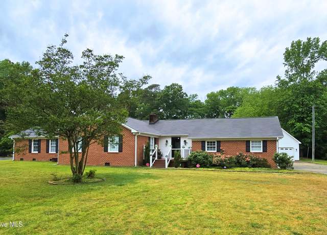 Property at 1120 Princeton Kenly Rd, Kenly, NC 27542, 3 beds, 2.5 baths