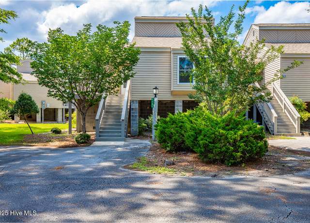 Property at 7161 Windward Dr, New Bern, NC 28560, 2 beds, 2 baths