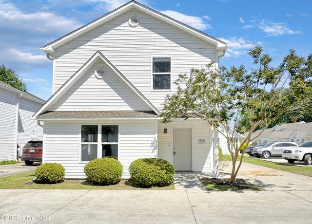 Property at 3229 Belmont Cir, Wilmington, NC 28405, 3 beds, 2 baths