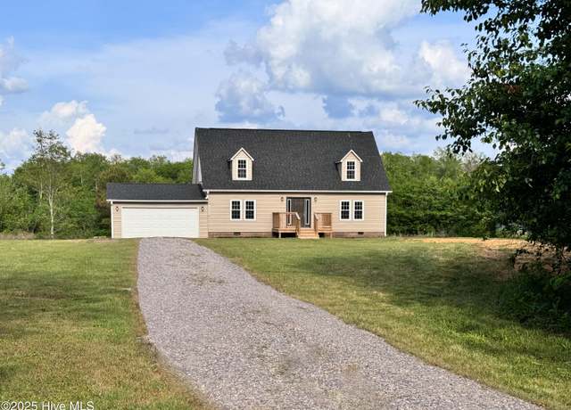 Property at 14400 Kiser Rd, Laurinburg, NC 28352, 3 beds, 2.5 baths