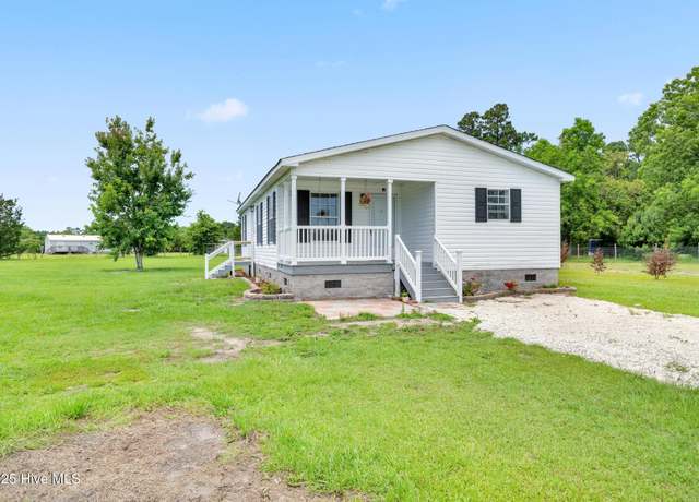 Property at 111 Dana Ct, Havelock, NC 28532, 3 beds, 2 baths