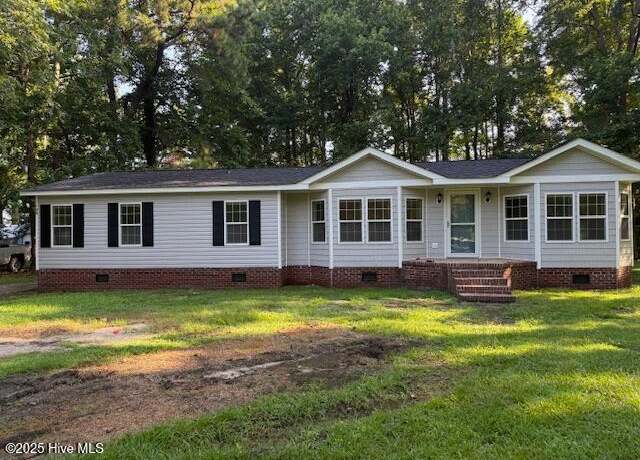 Property at 108 Bison Dr, Moyock, NC 27958, 3 beds, 2 baths