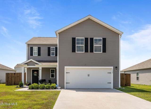 Property at 1150 Saint Augustine Dr, Castle Hayne, NC 28429, 4 beds, 2.5 baths