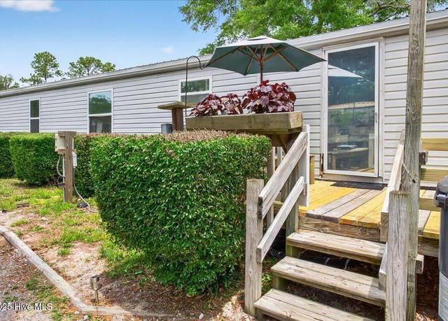 Property at 724 Dogwood Dr, Sunset Beach, NC 28468, 2 beds, 2 baths