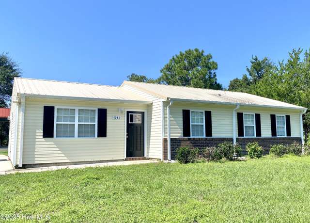 Property at 241 Westchester Rd, Wilmington, NC 28409, 3 beds, 2 baths