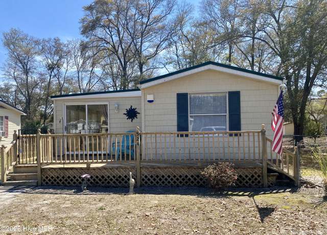 Property at 524 Live Oak Dr, Sunset Beach, NC 28468, 2 beds, 2 baths