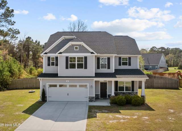 Property at 202 Laridae Ct, Sneads Ferry, NC 28460, 4 beds, 2.5 baths