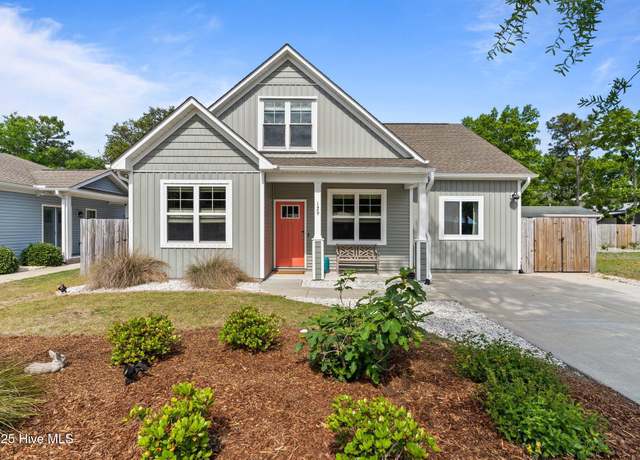 Property at 129 NE 7th St, Oak Island, NC 28465, 3 beds, 2.5 baths