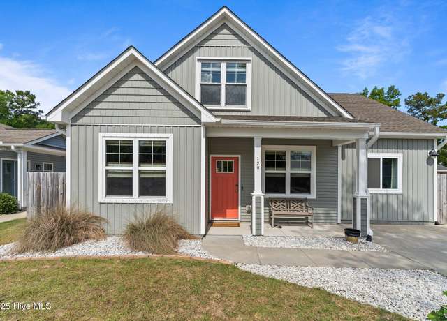 Property at 129 NE 7th St, Oak Island, NC 28465, 3 beds, 2.5 baths
