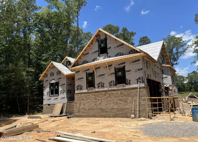 Property at 663 Loblolly Dr, Vass, NC 28394, 4 beds, 3.5 baths