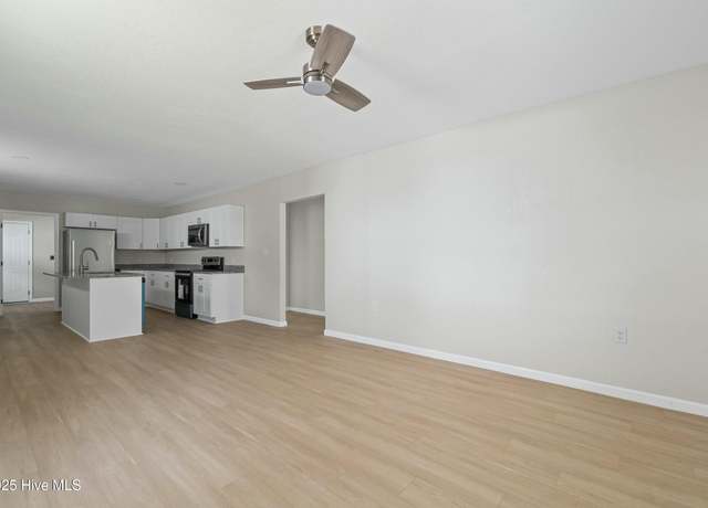 Property at 810 Morgan St St, Elizabeth City, NC 27909, 2 beds, 1 bath