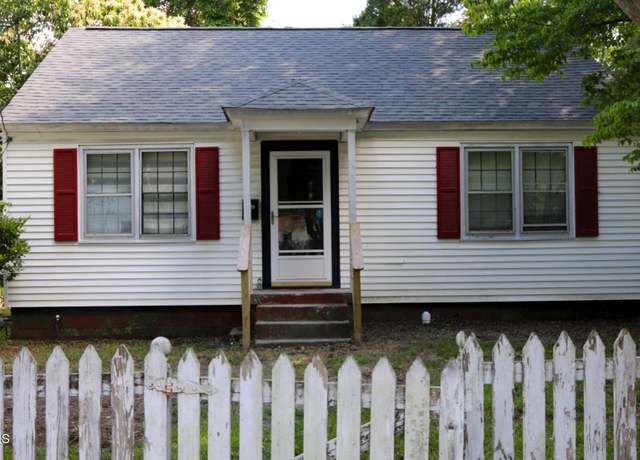 Property at 1817 Asheville St, New Bern, NC 28560, 2 beds, 1 bath