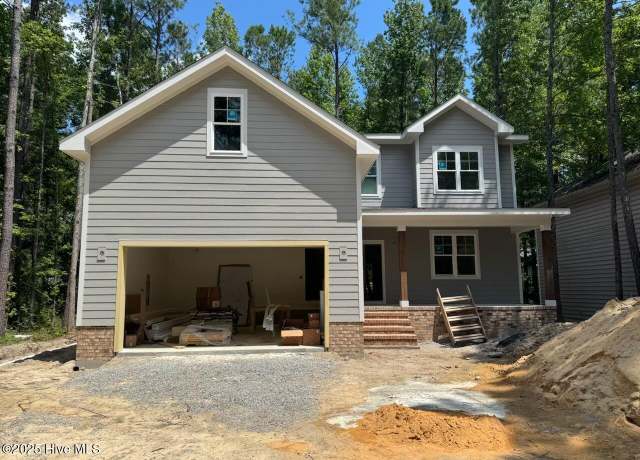 Property at 452 Moss Pink Dr, Vass, NC 28394, 4 beds, 2.5 baths