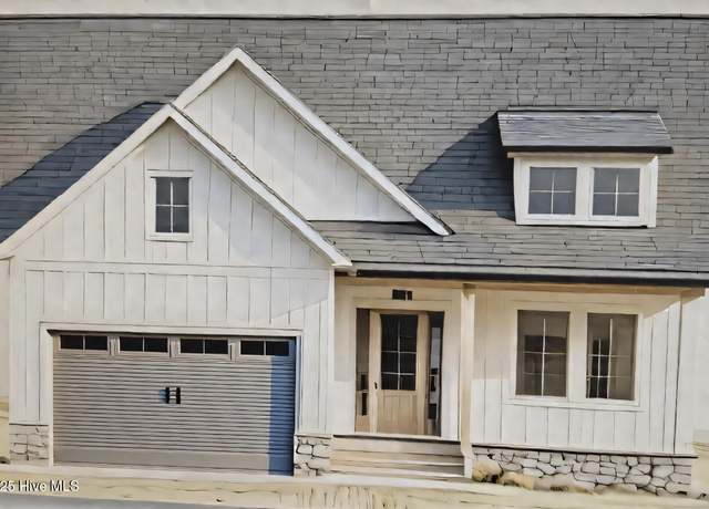 Property at 4266 Pinehurst Ct, Farmville, NC 27828, 3 beds, 2 baths