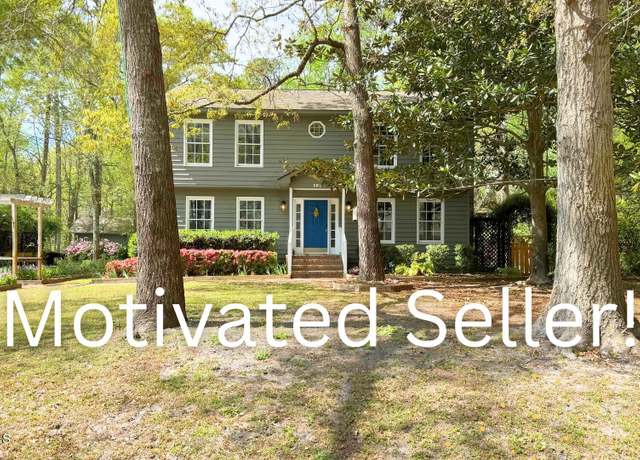 Property at 103 Ridge Rd, Hampstead, NC 28443, 3 beds, 4.5 baths