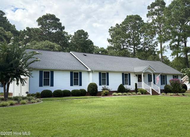 Property at 952 Lake Wackena Rd, Goldsboro, NC 27534, 3 beds, 2.5 baths