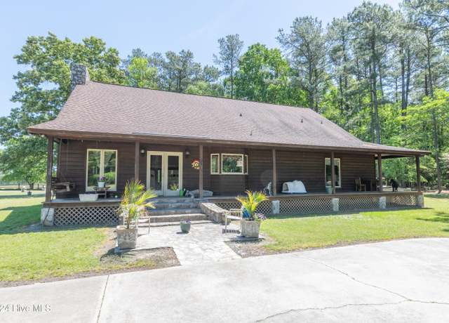 Property at 5119 Pridgen Rd, Elm City, NC 27822, 2 beds, 2.5 baths