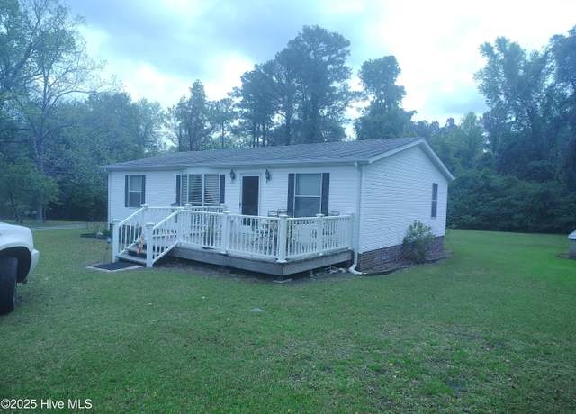 Property at 2051 Burgaw Hwy, Jacksonville, NC 28540, 3 beds, 2 baths
