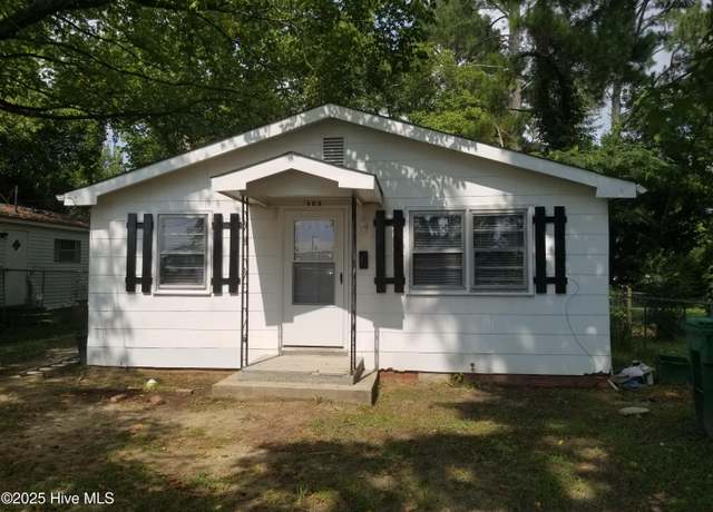 Property at 403 Jamesville Rd, Williamston, NC 27892, 3 beds, 1 bath