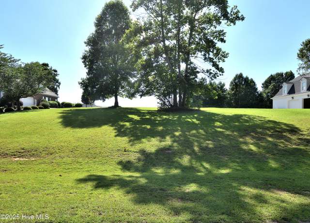 Property at 776 Cambridge Dr, Rocky Mount, NC 27804