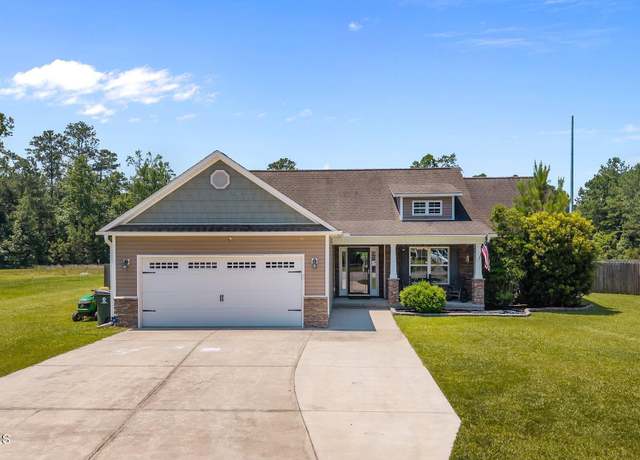 Property at 110 Apple Dr, Havelock, NC 28532, 3 beds, 2 baths
