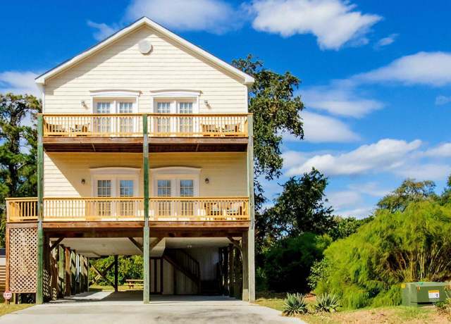 Property at 3498 Windy Point Rd SW, Supply, NC 28462, 4 beds, 2.5 baths