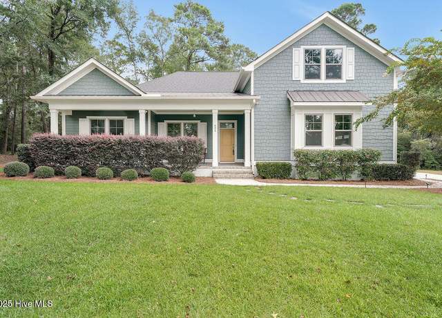 Property at 424 Burgee Ct, Castle Hayne, NC 28429, 4 beds, 3 baths