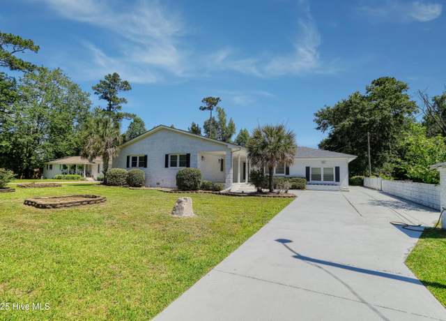 Property at 241 Pilgrim Cir, Wilmington, NC 28401, 3 beds, 3 baths