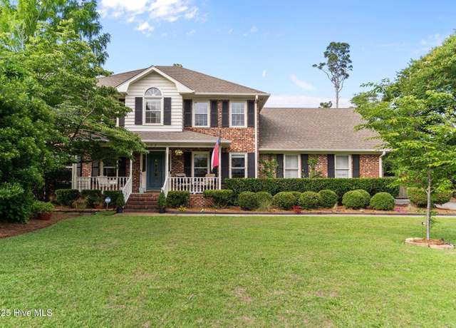 Property at 3217 Aster Ct, Wilmington, NC 28409, 4 beds, 2.5 baths