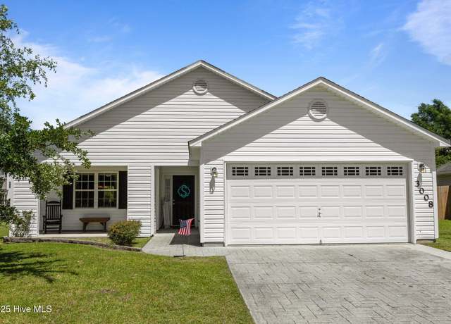 Property at 3008 W T Whitehead Dr, Jacksonville, NC 28546, 3 beds, 2 baths