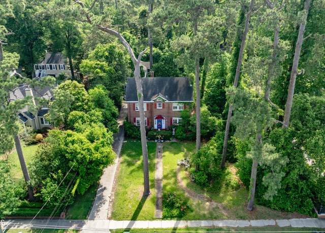 Property at 115 Forest Hills Dr, Wilmington, NC 28403, 4 beds, 2.5 baths