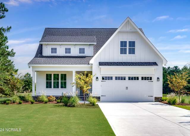 Property at 190 Legacy Woods Dr, Wallace, NC 28466, 4 beds, 3.5 baths